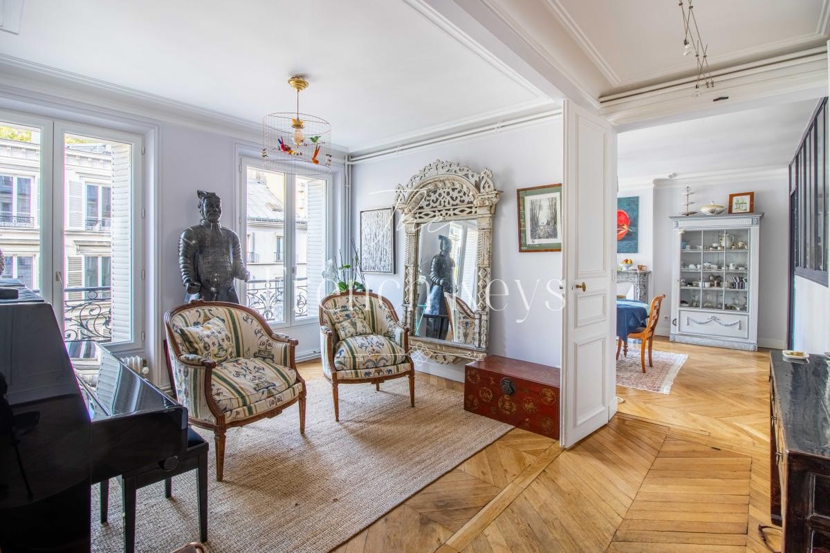 Vente Appartement à Paris Entrepôt 10e arrondissement 7 pièces