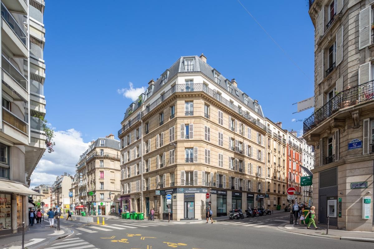 Vente Appartement à Paris Vaugirard 15e arrondissement 3 pièces