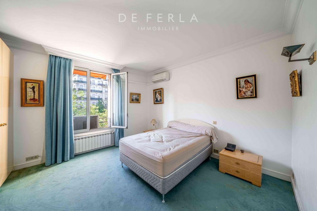 Vente Appartement à Paris Entrepôt 10e arrondissement 5 pièces