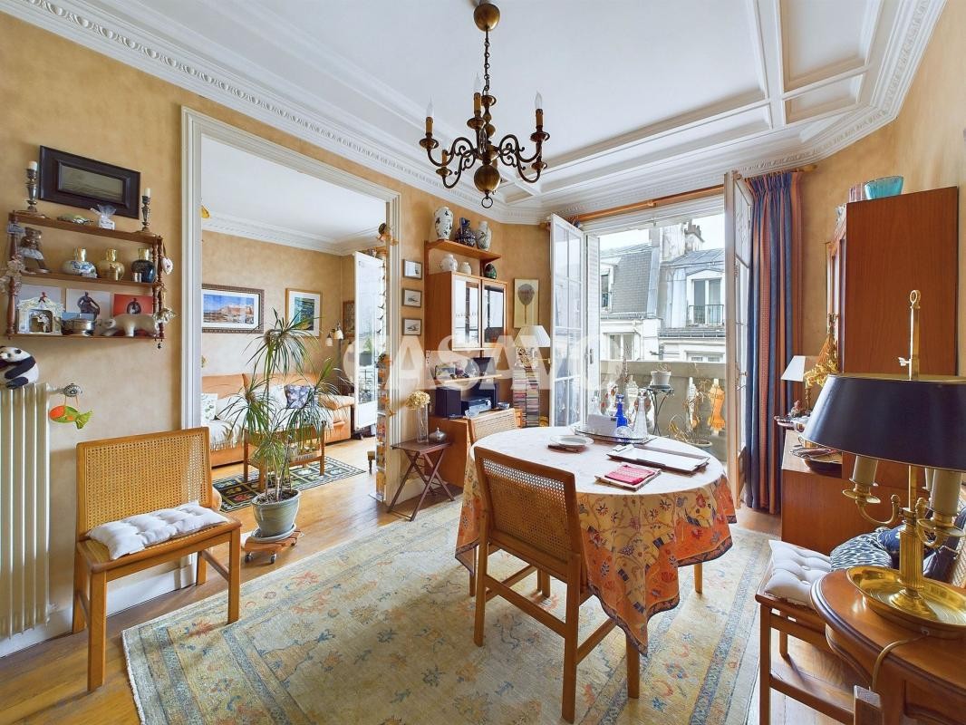 Vente Appartement à Paris Butte-Montmartre 18e arrondissement 3 pièces