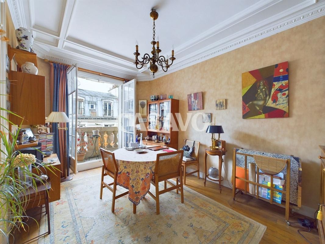 Vente Appartement à Paris Butte-Montmartre 18e arrondissement 3 pièces