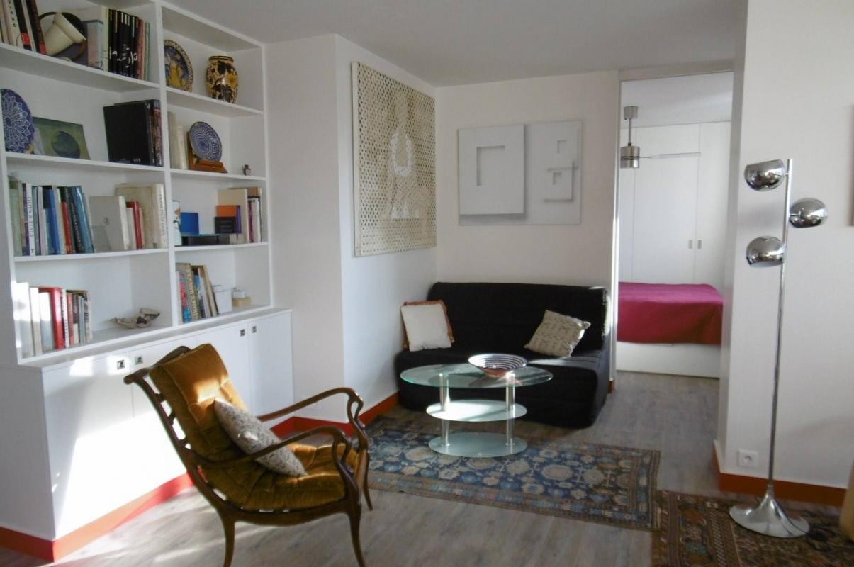 Location Appartement à Paris Vaugirard 15e arrondissement 2 pièces