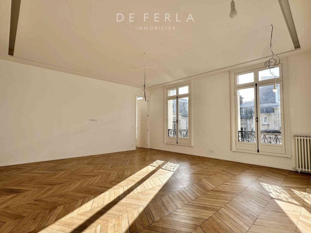 Location Appartement à Paris Passy 16e arrondissement 7 pièces