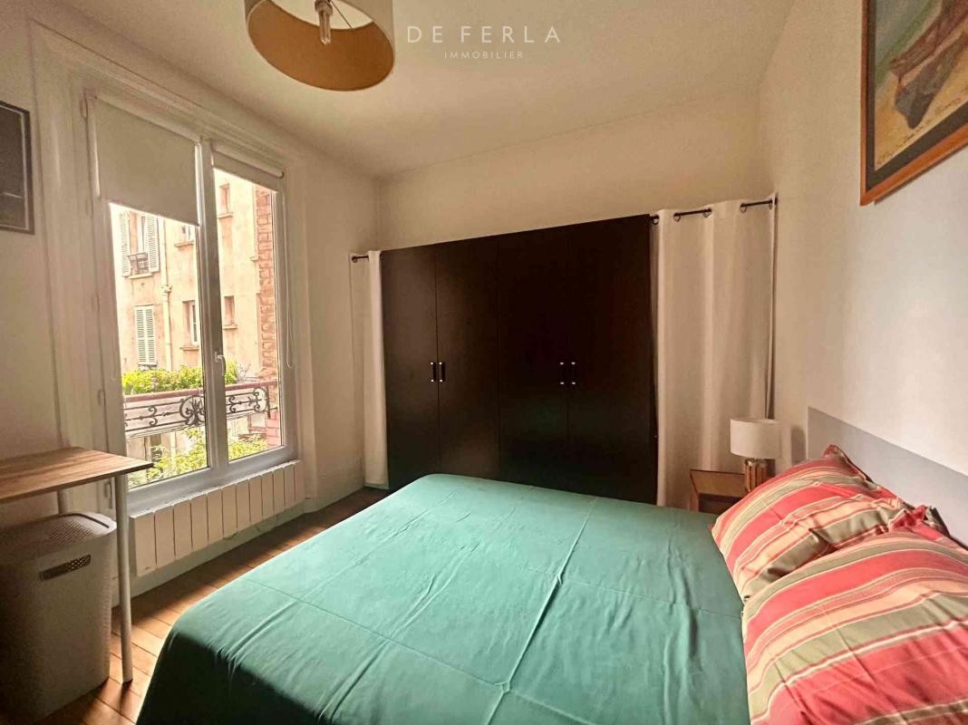 Location Appartement à Paris Vaugirard 15e arrondissement 2 pièces