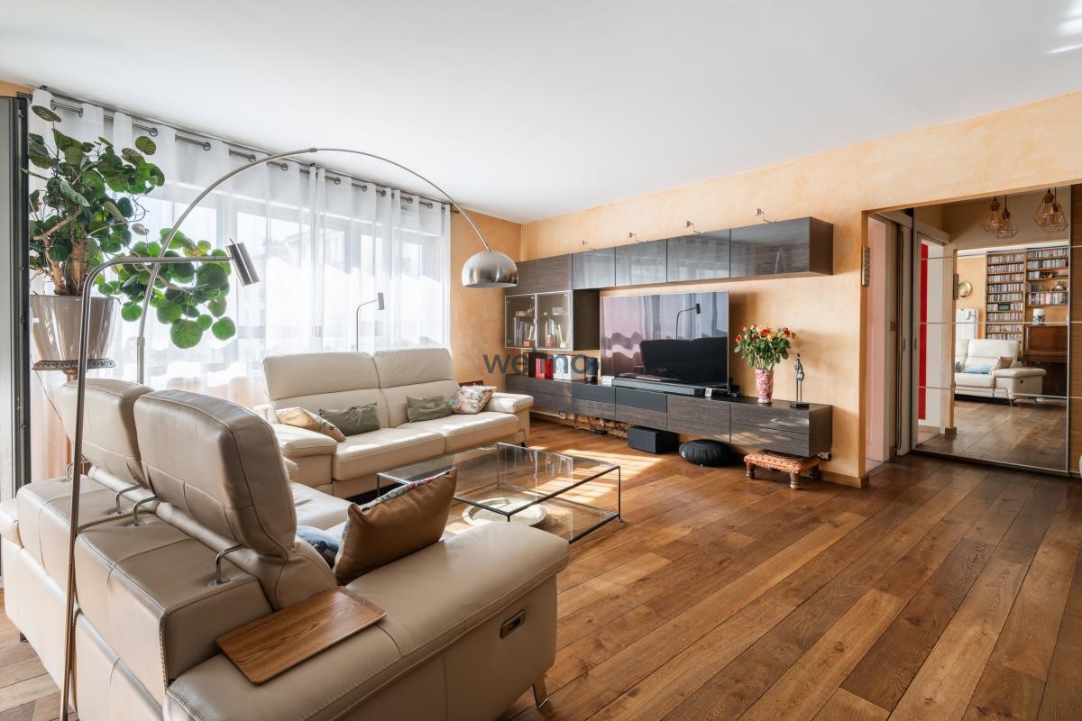 Vente Appartement à Paris Ménilmontant 20e arrondissement 5 pièces