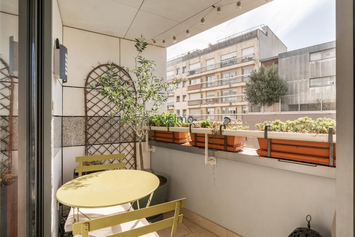 Vente Appartement à Paris Ménilmontant 20e arrondissement 5 pièces