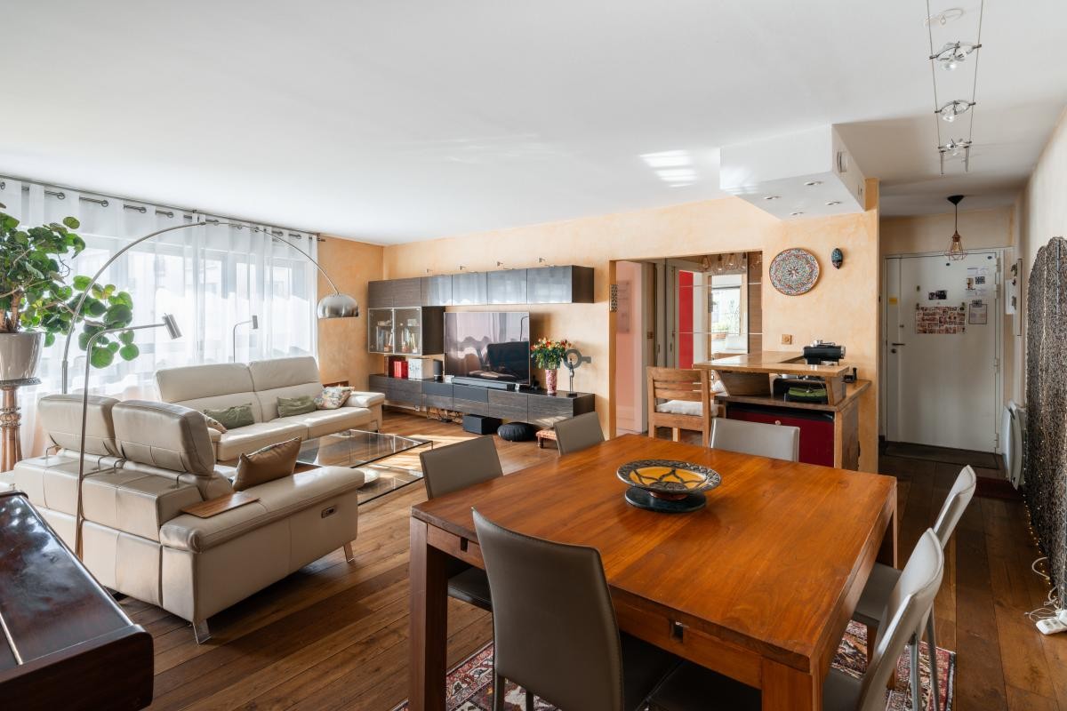 Vente Appartement à Paris Ménilmontant 20e arrondissement 5 pièces