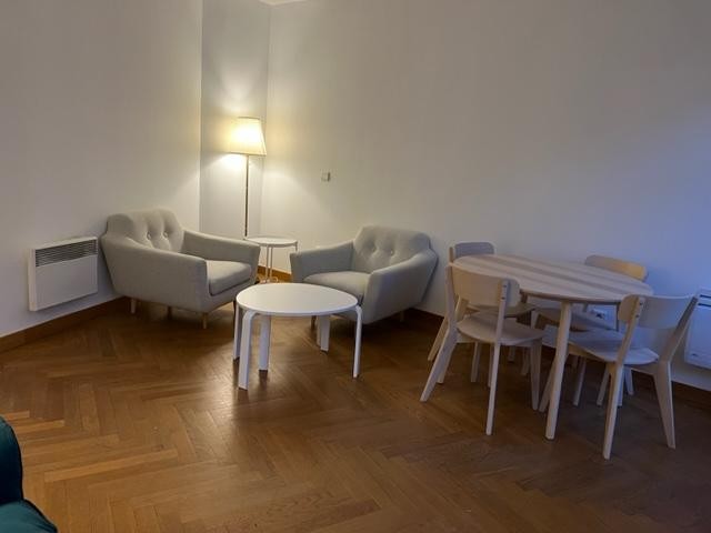 Location Appartement à Paris Luxembourg 6e arrondissement 2 pièces