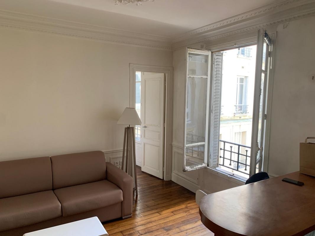 Vente Appartement à Paris Butte-Montmartre 18e arrondissement 2 pièces