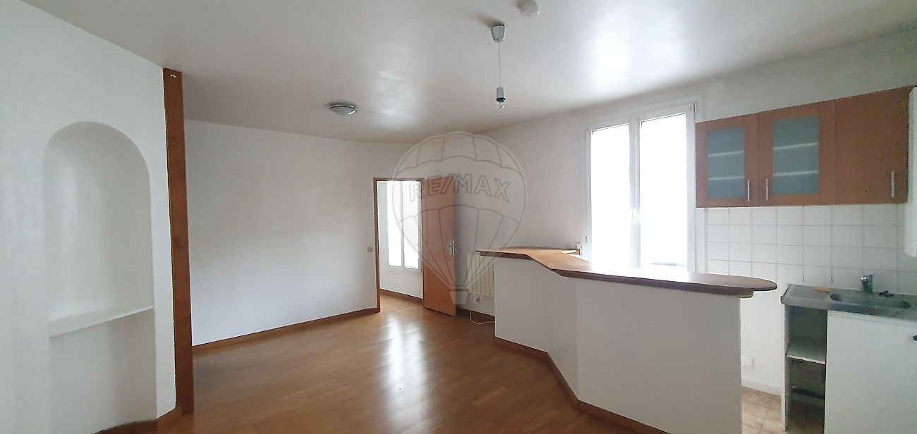 Vente Appartement à Paris Entrepôt 10e arrondissement 2 pièces