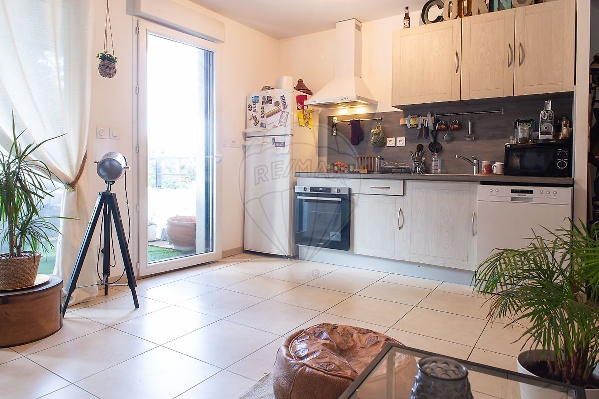 Vente Appartement à Marseille 8e arrondissement 3 pièces