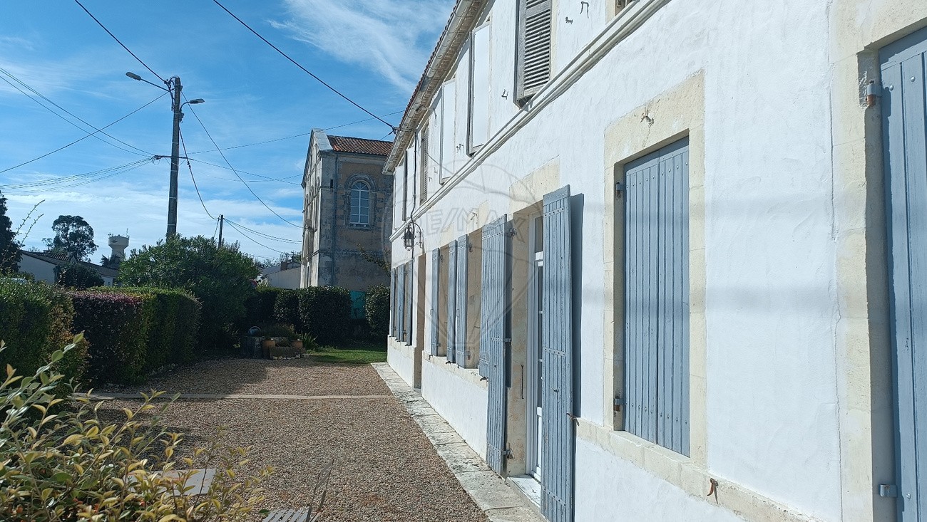 Vente Maison à Breuillet 8 pièces