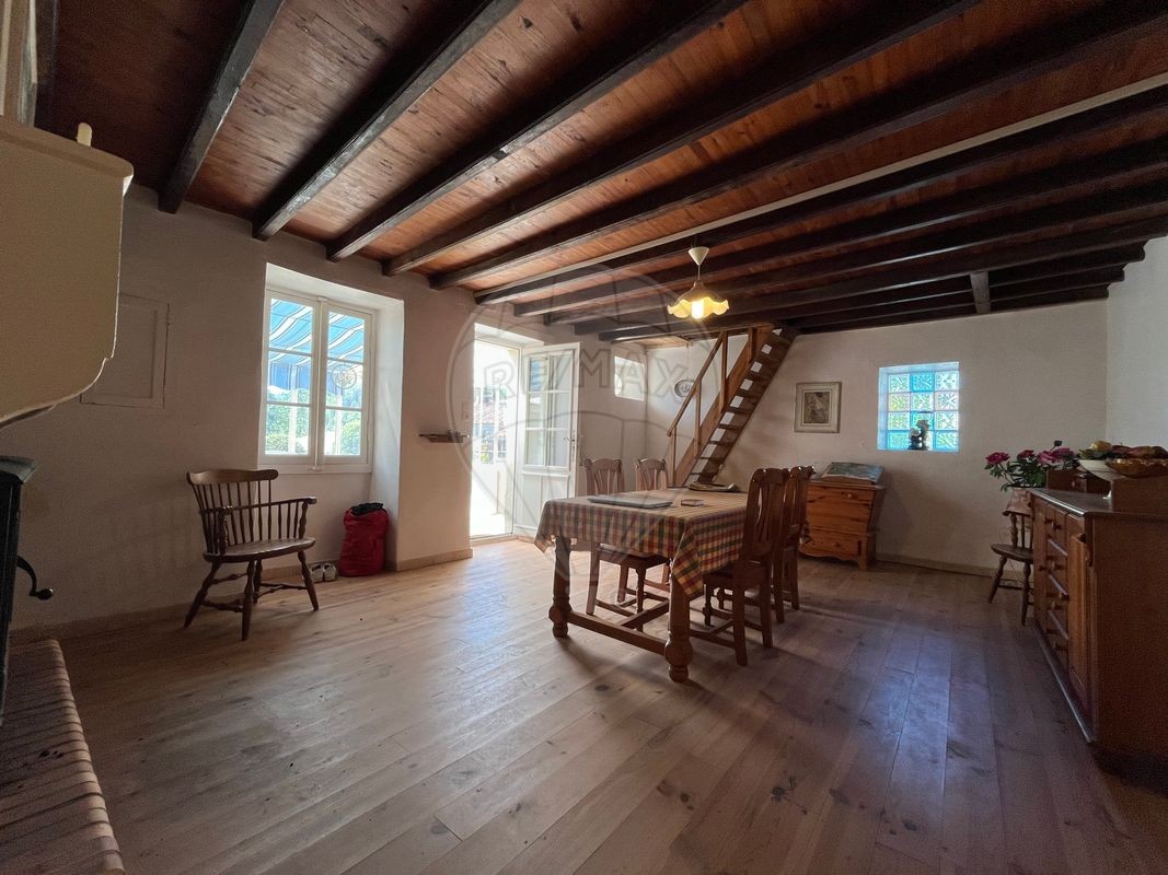 Vente Maison à Saint-Jean-d'Angély 5 pièces