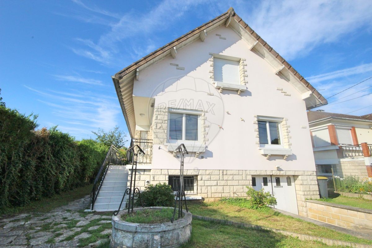 Vente Maison à Saint-Fargeau-Ponthierry 9 pièces