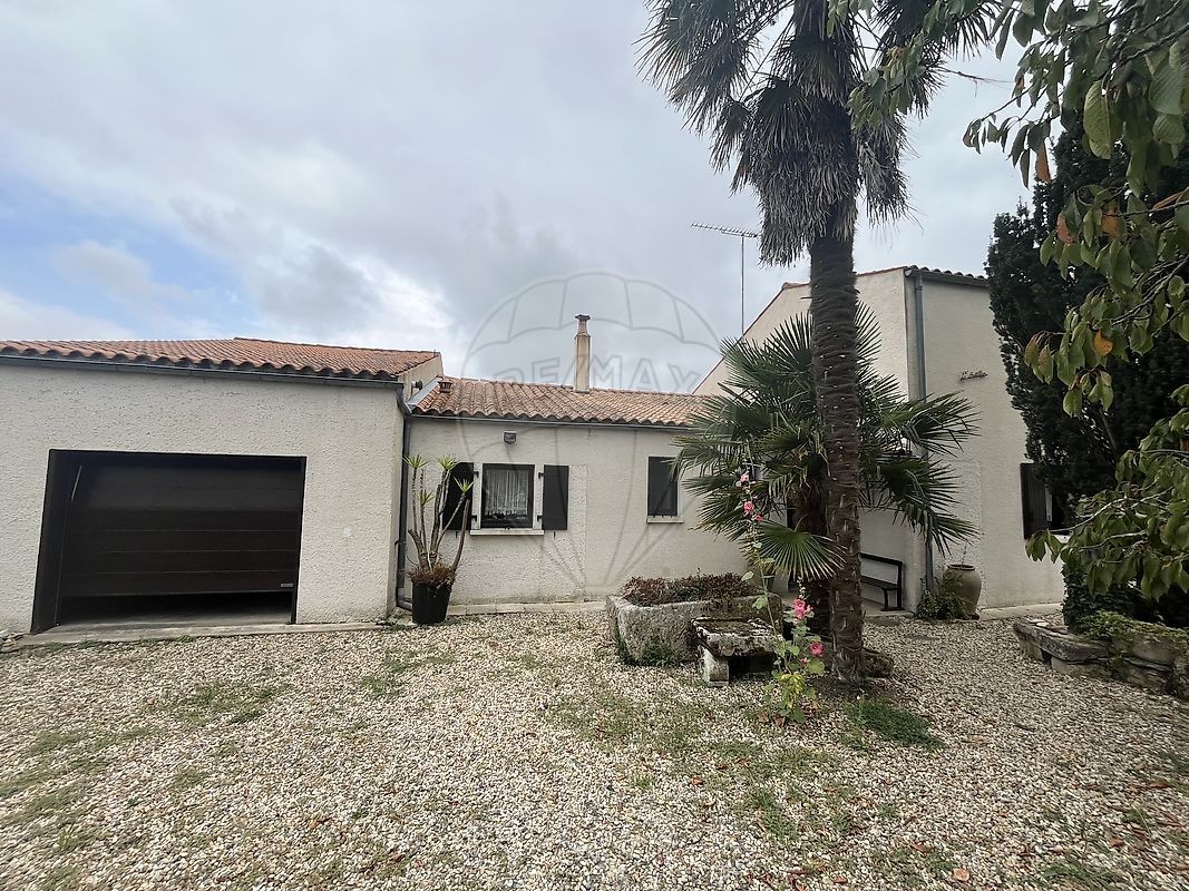 Vente Maison à Saint-Sulpice-de-Royan 5 pièces