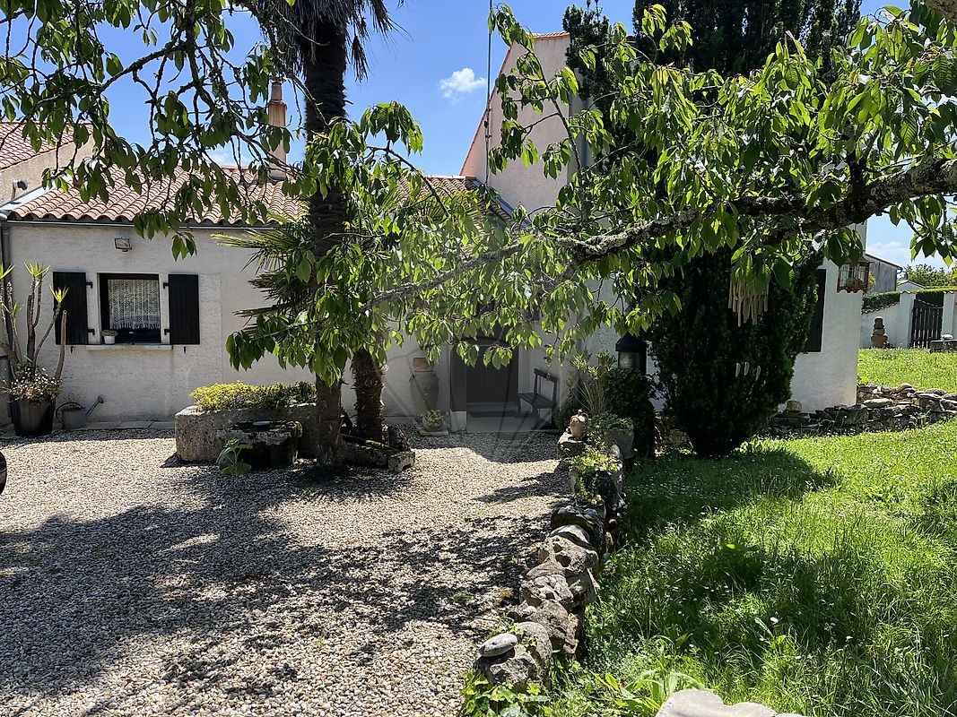 Vente Maison à Saint-Sulpice-de-Royan 5 pièces