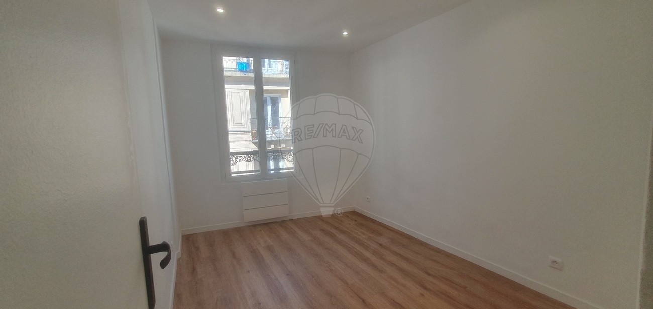 Vente Appartement à Paris Butte-Montmartre 18e arrondissement 2 pièces