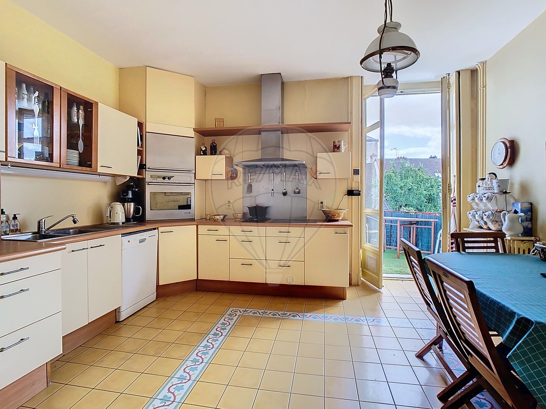 Vente Appartement à Chalon-sur-Saône 8 pièces