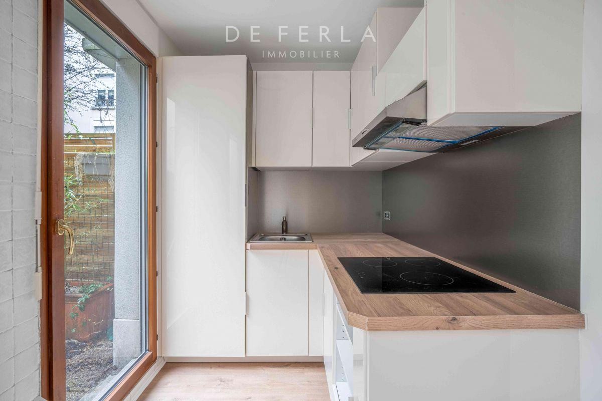 Vente Appartement à Paris Butte-Montmartre 18e arrondissement 2 pièces