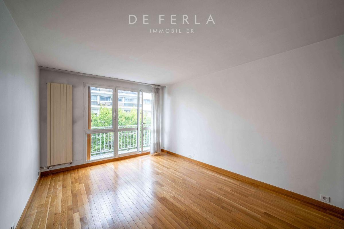 Vente Appartement à Paris Vaugirard 15e arrondissement 3 pièces