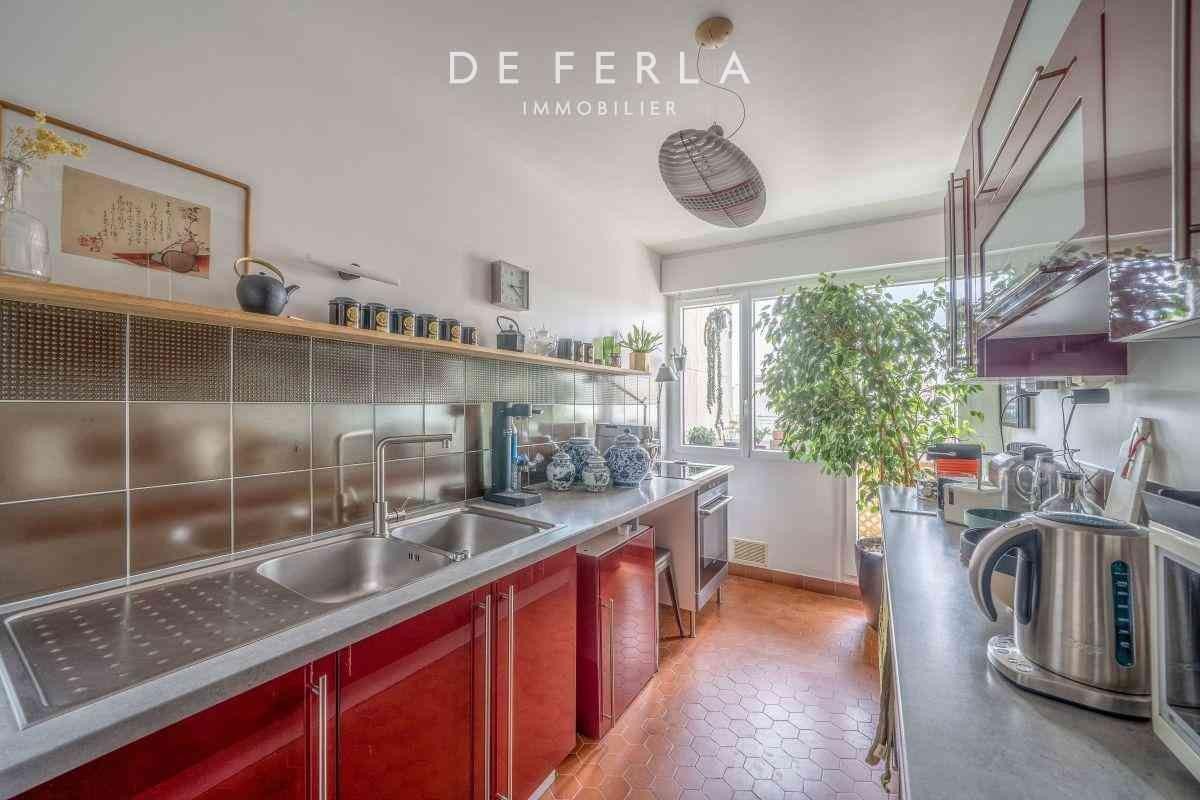 Vente Appartement à Paris Vaugirard 15e arrondissement 4 pièces