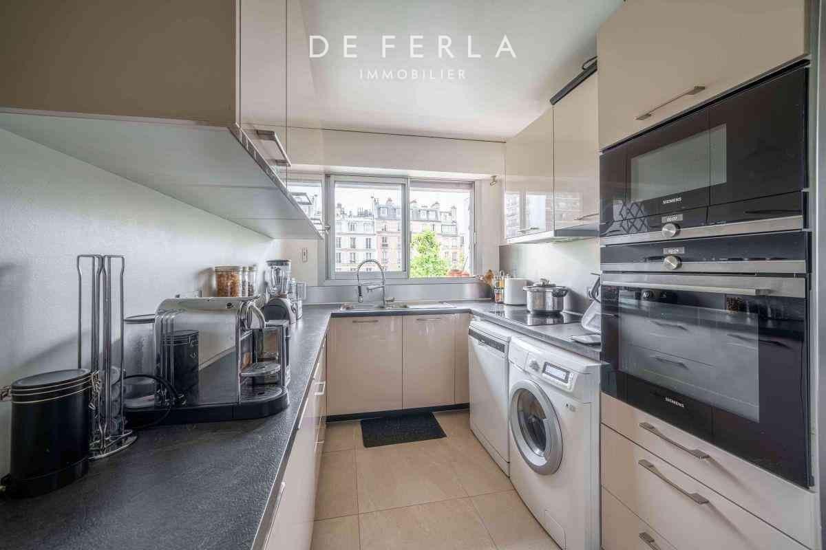 Vente Appartement à Paris Vaugirard 15e arrondissement 3 pièces