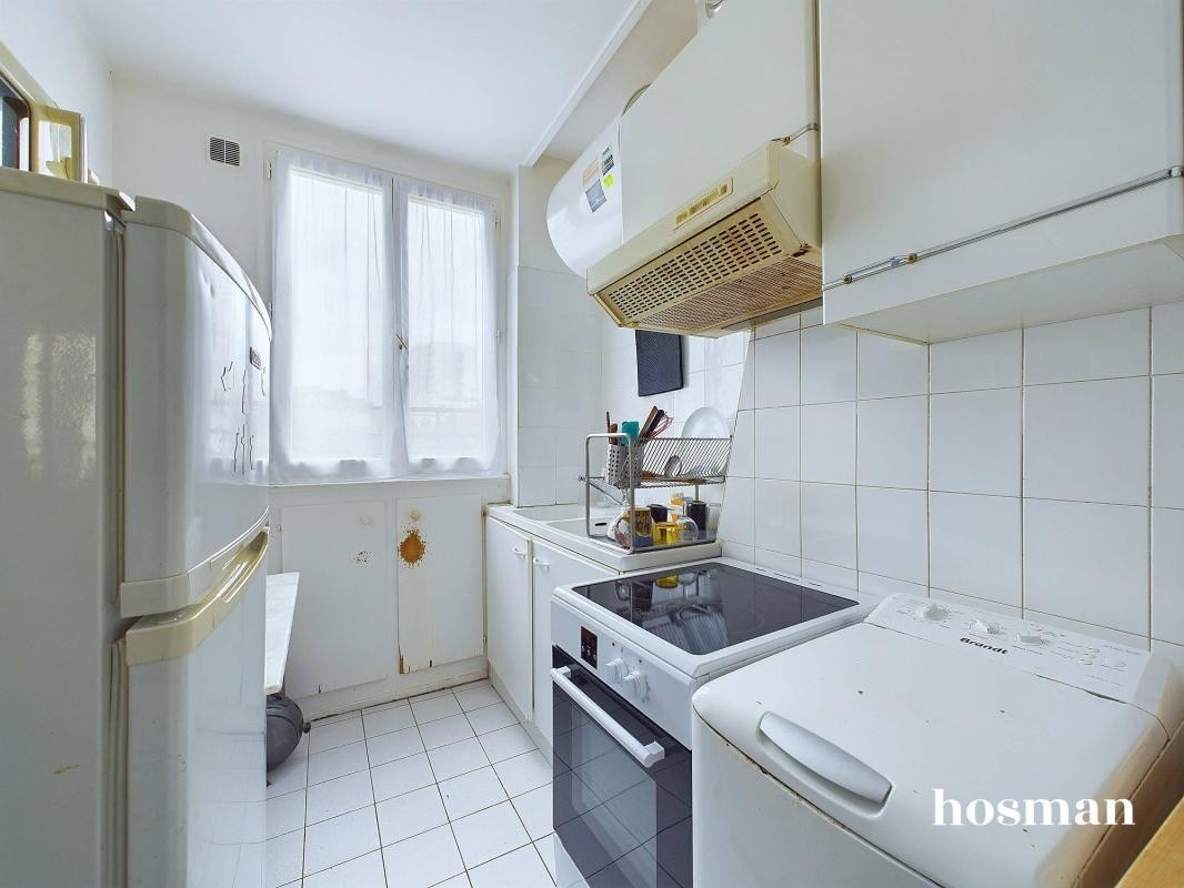 Vente Appartement à Paris Buttes-Chaumont 19e arrondissement 3 pièces