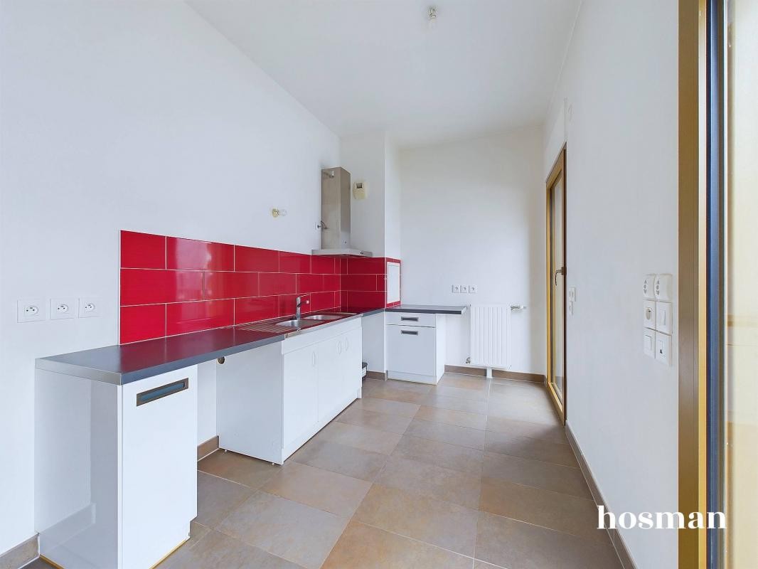 Vente Appartement à Paris Buttes-Chaumont 19e arrondissement 4 pièces