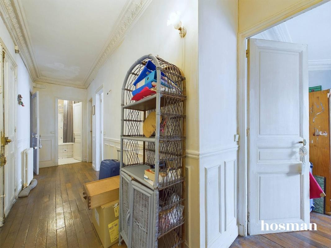 Vente Appartement à Paris Buttes-Chaumont 19e arrondissement 4 pièces