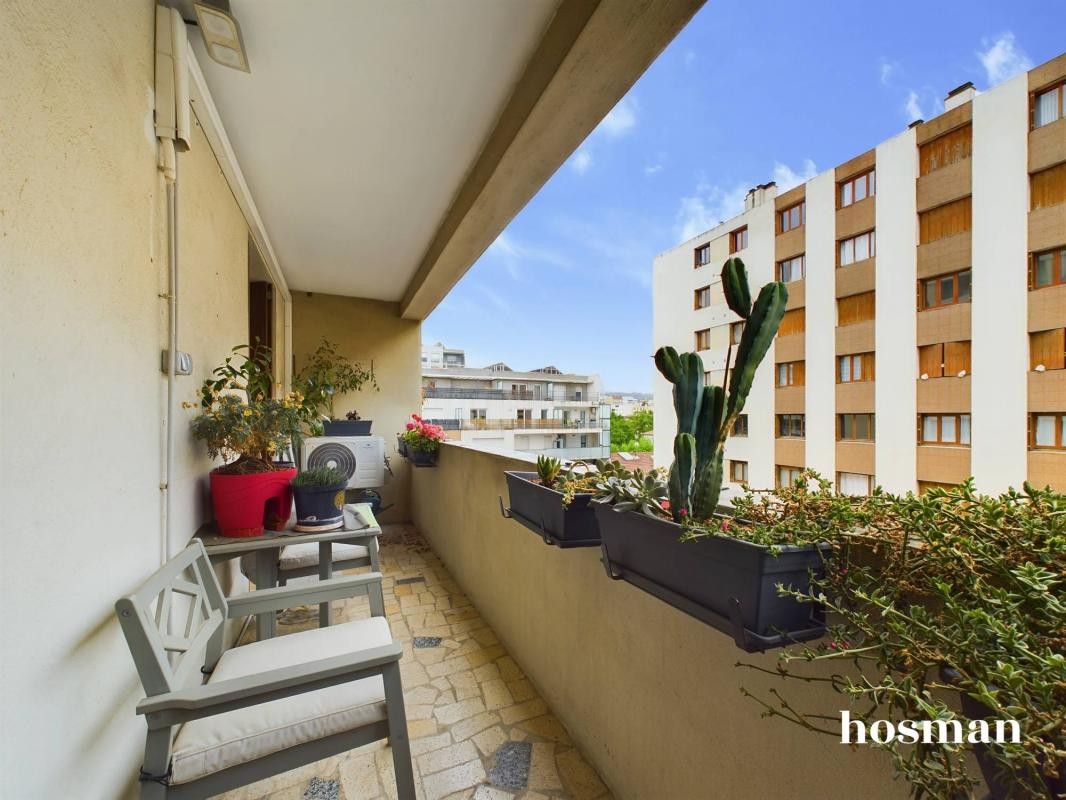 Vente Appartement à Marseille 4e arrondissement 3 pièces