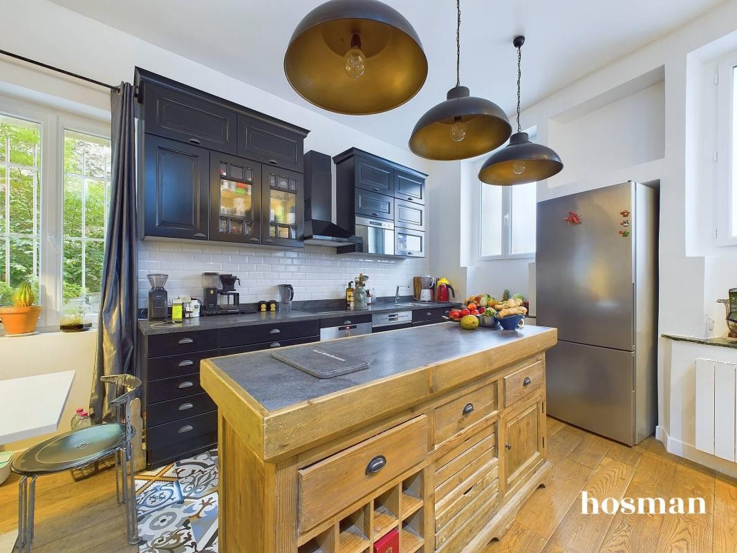 Vente Appartement à Paris Ménilmontant 20e arrondissement 4 pièces