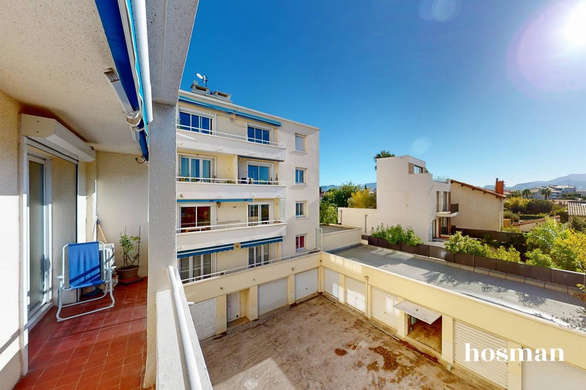 Vente Appartement à Marseille 8e arrondissement 3 pièces