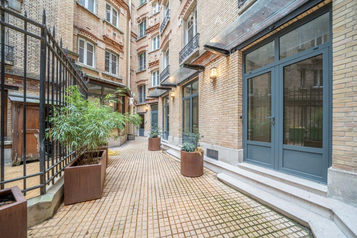 Vente Appartement à Paris Élysée  8e arrondissement 3 pièces