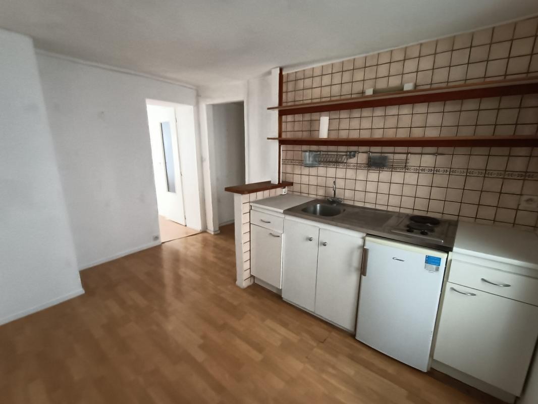 Vente Appartement à Paris Butte-Montmartre 18e arrondissement 2 pièces