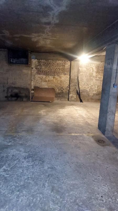 Vente Garage / Parking à Paris Butte-Montmartre 18e arrondissement 0 pièce