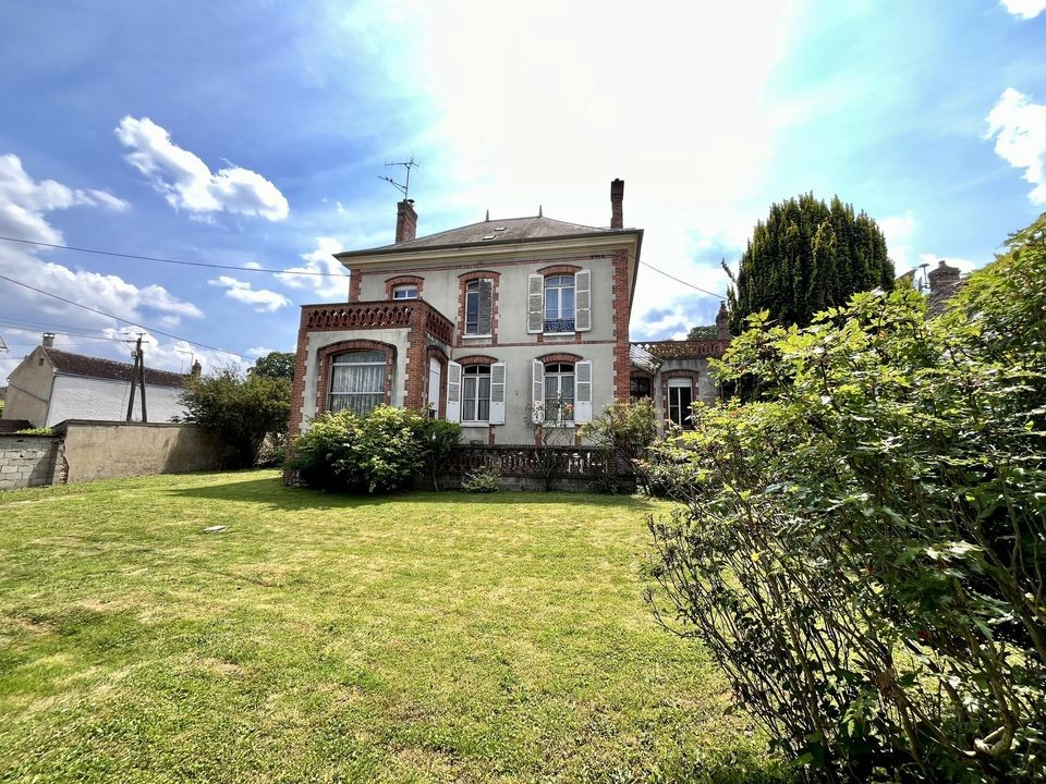 Vente Maison à Pont-sur-Yonne 11 pièces