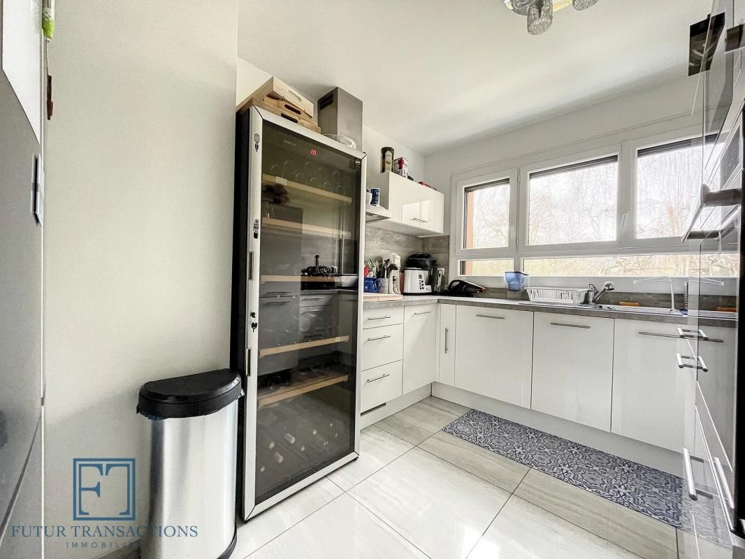 Vente Appartement à Élancourt 5 pièces