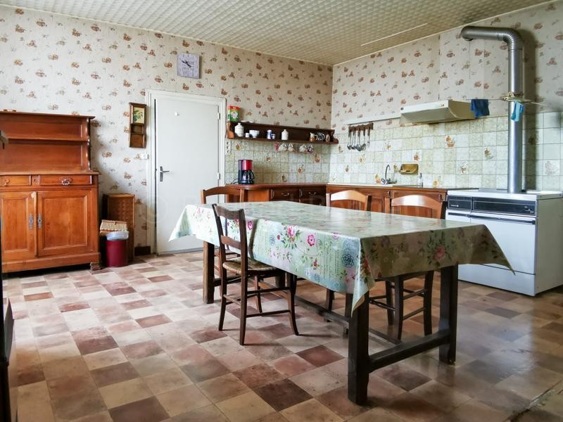 Vente Maison à Sauzé-Vaussais 8 pièces