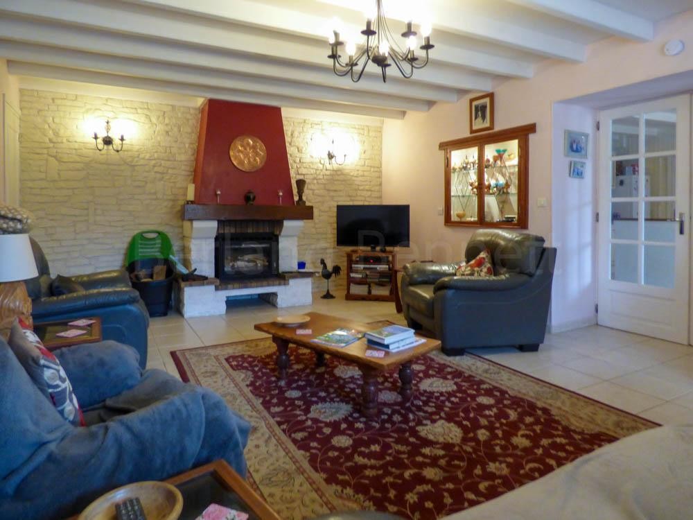 Vente Maison à Sauzé-Vaussais 7 pièces