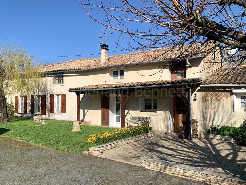 Vente Maison à Sauzé-Vaussais 9 pièces