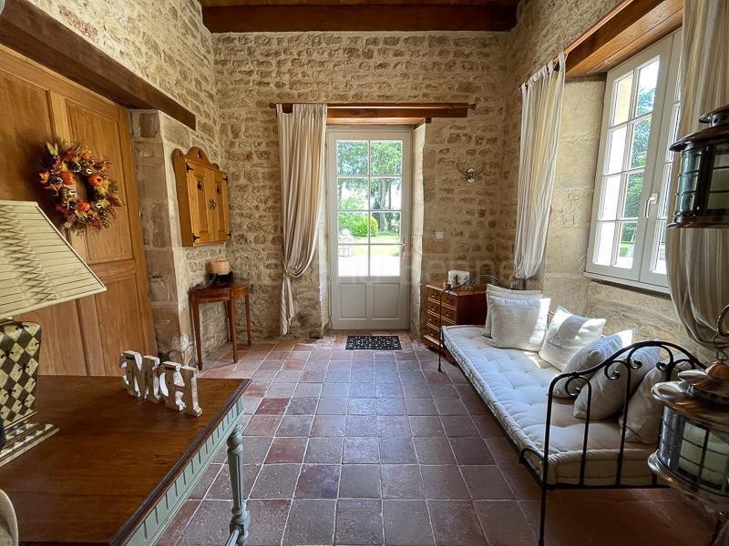 Vente Maison à Sauzé-Vaussais 11 pièces