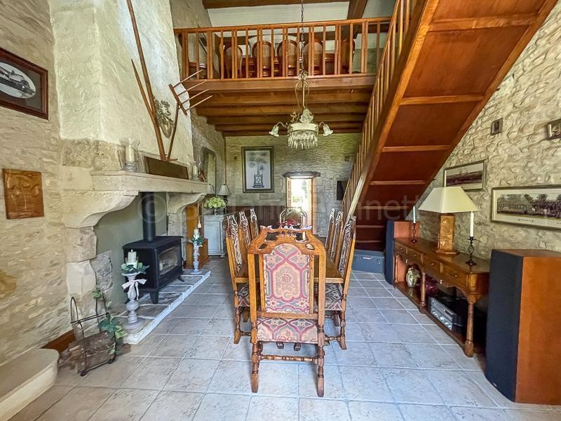 Vente Maison à Sauzé-Vaussais 11 pièces