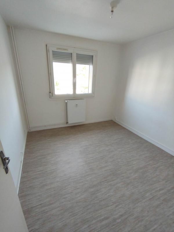 Location Appartement à Bogny-sur-Meuse 3 pièces