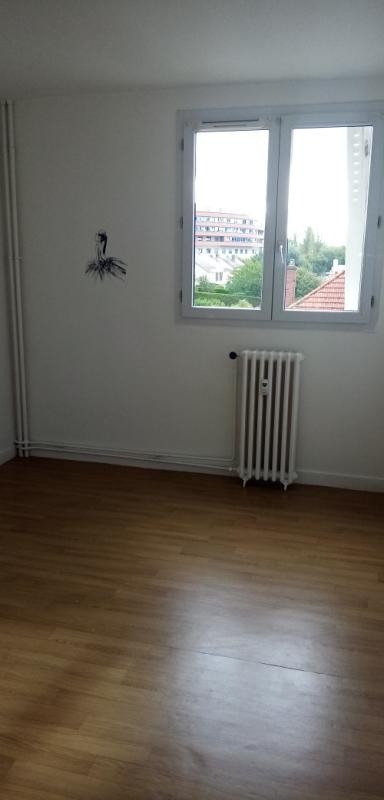 Location Appartement à Charleville-Mézières 4 pièces