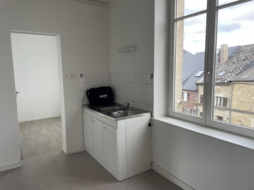 Location Appartement à Launois-sur-Vence 5 pièces