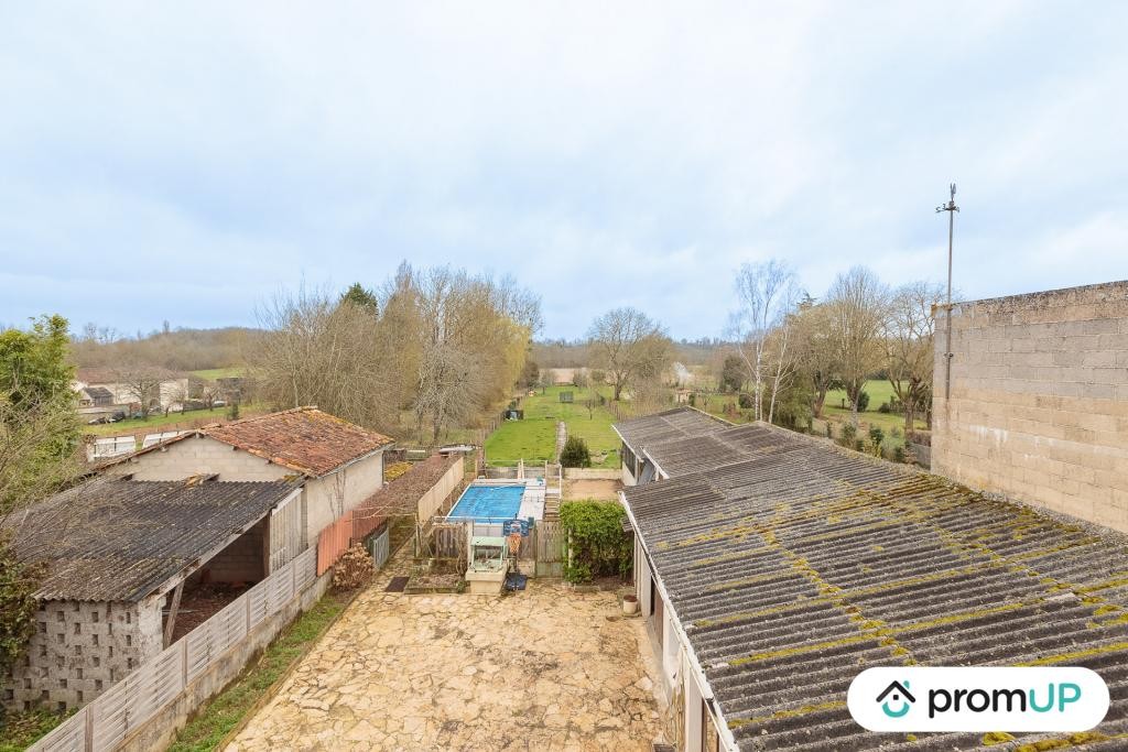 Vente Maison à Aunac 7 pièces