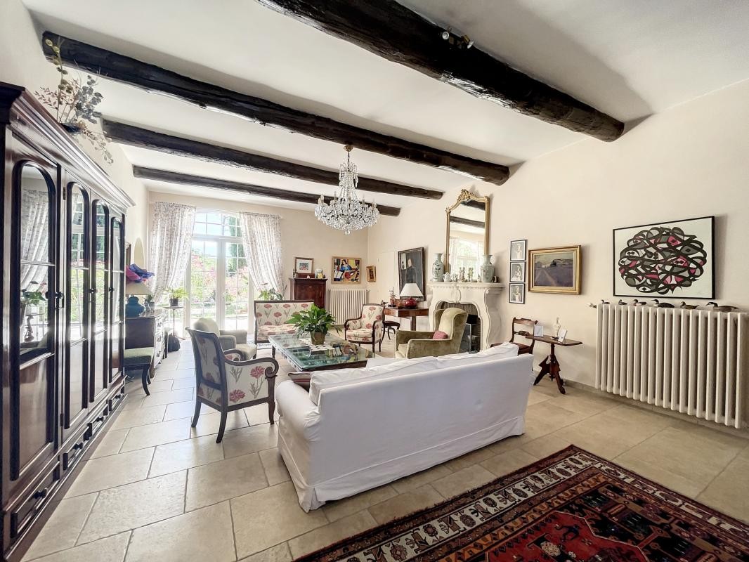 Vente Maison à Saint-Saturnin-lès-Avignon 7 pièces