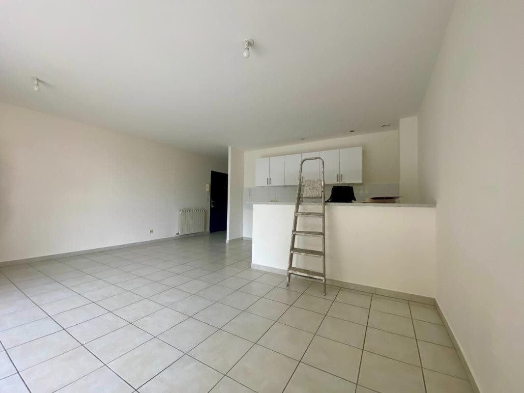 Location Appartement à Roquemaure 3 pièces