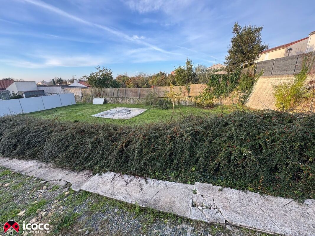 Vente Terrain à Saint-Michel-en-l'Herm 0 pièce