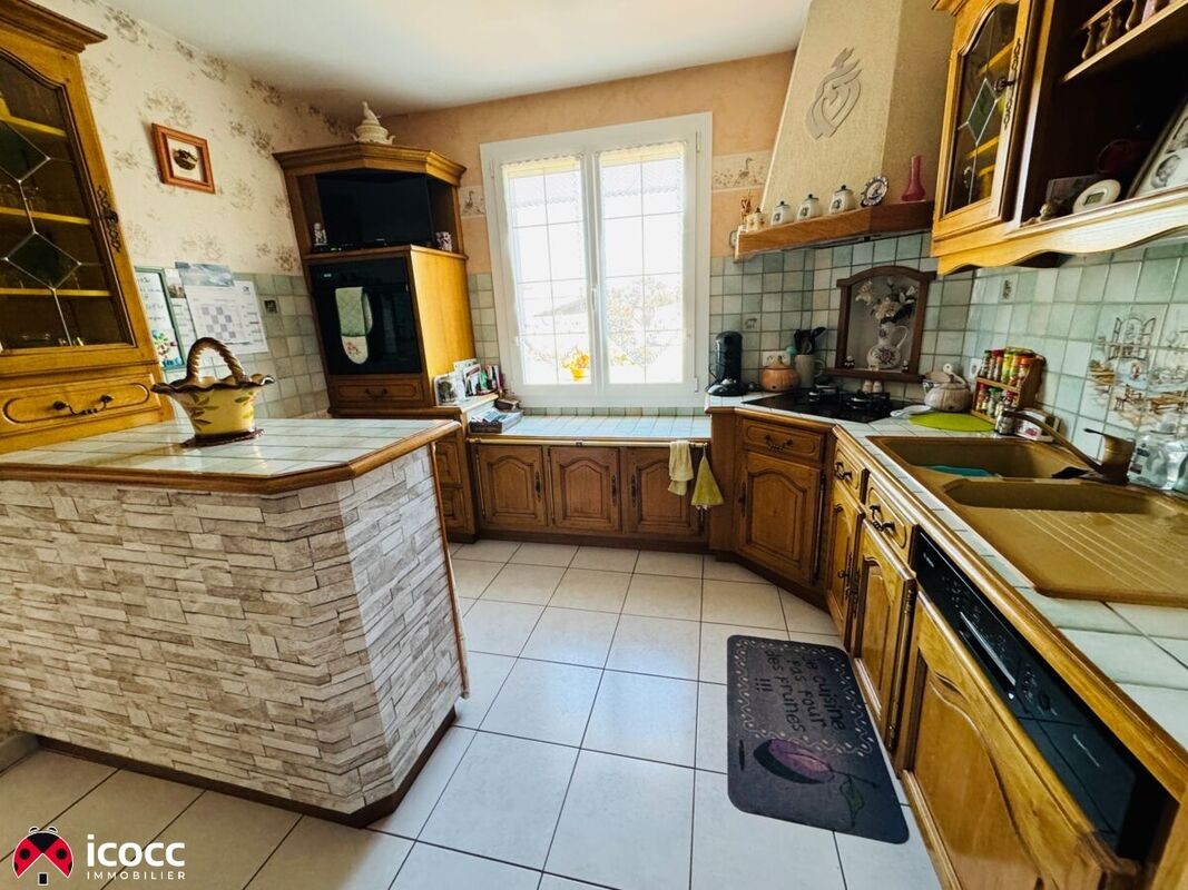 Vente Maison à Saint-Michel-en-l'Herm 6 pièces